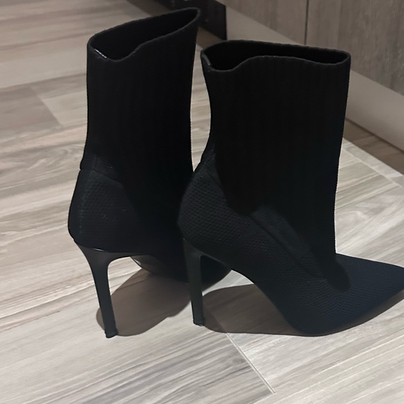 EUC Steve madden sock heels - Picture 2 of 6